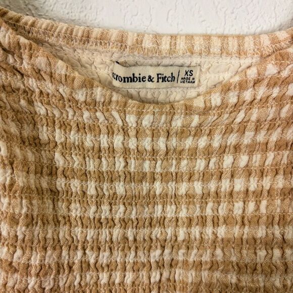 Abercrombie & Fitch Smocked Top Tan & White Gingham Print Short Sleeve Going Out - Picture 4 of 9